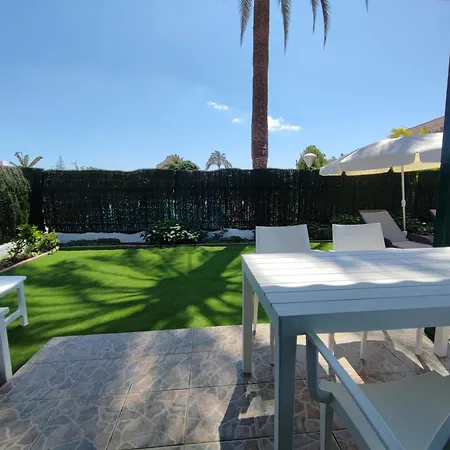 Апартаменты Next Yumbo Center *