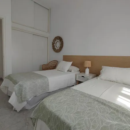 Apartment Next Yumbo Center *
