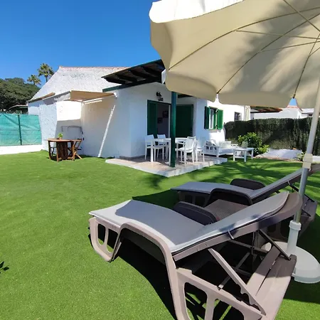 Next Yumbo Center Апартаменты Плайя-дель-Инглес